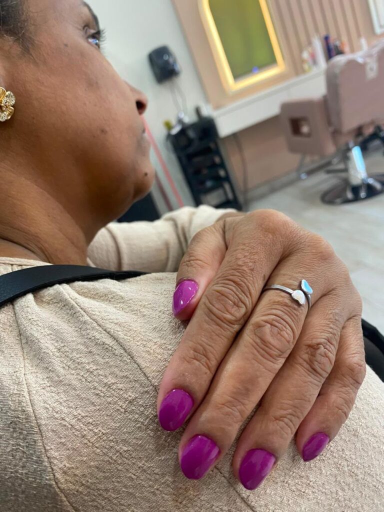 Unhas · Linda Vinhedo - Salão de Beleza — salao em Jardim Italia, Vinhedo - SP