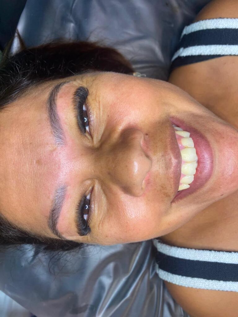 Sobrancelhas e cílios · Linda Vinhedo - Salão de Beleza — salao em Jardim Italia, Vinhedo - SP
