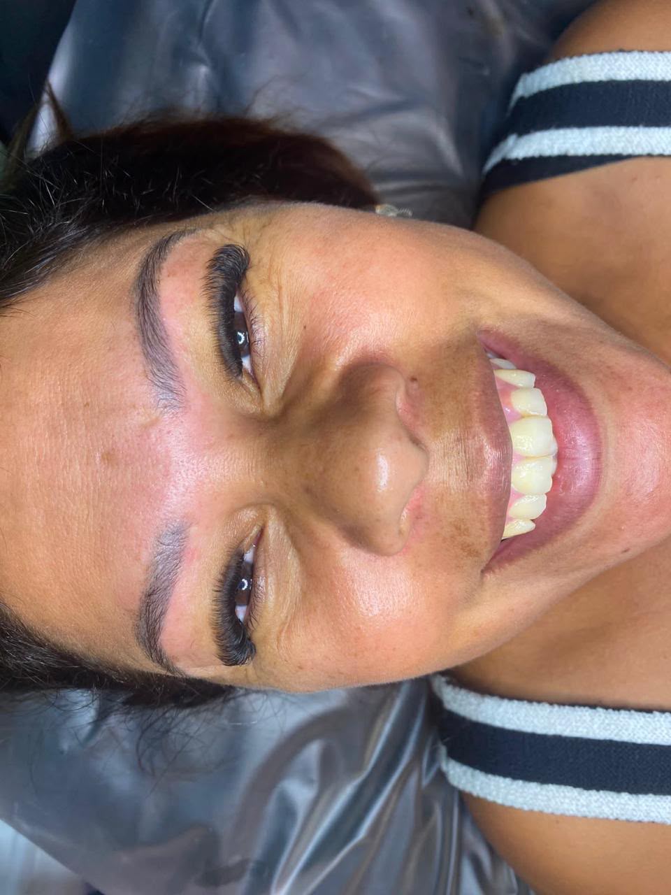 Cílios Fio a Fio Híbrido em Vinhedo - SP | Linda Salão de Beleza